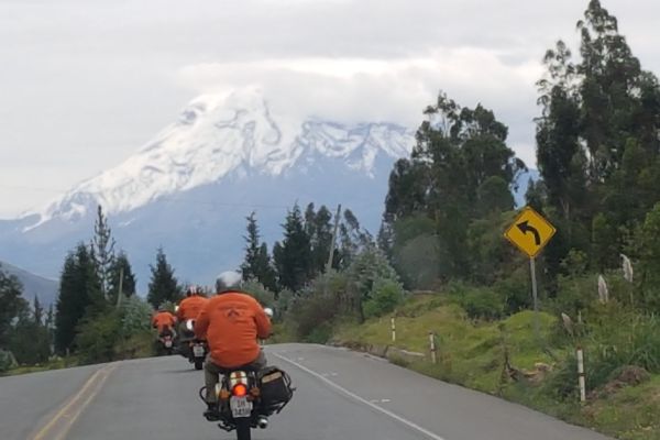 Road trip Royald enfield en équateur